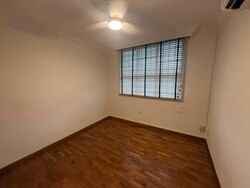 Blk 240 Serangoon Avenue 2 (Serangoon), HDB 3 Rooms #583263281